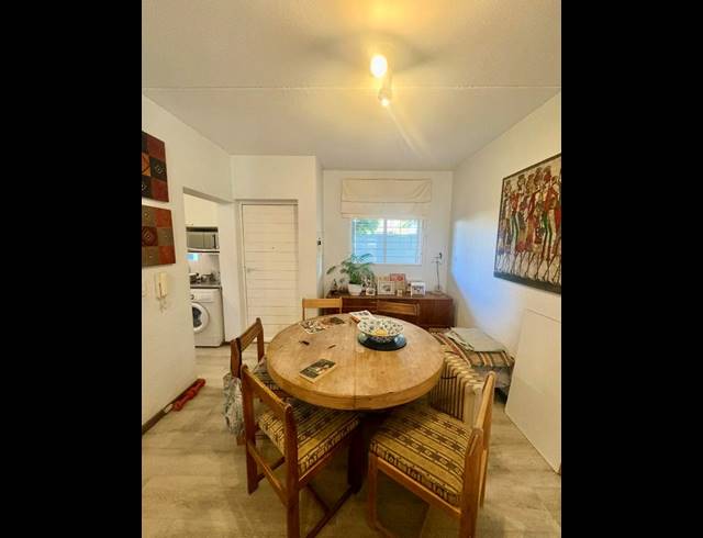 2 BEDROOM APARTMENT FOR SALE IN GLENHAZEL